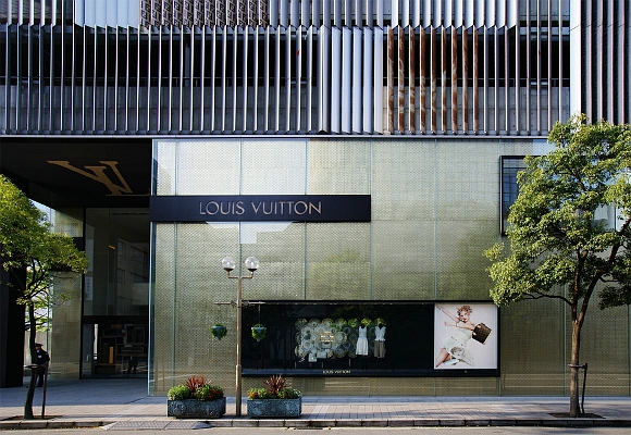 Louis Vuitton (LVMH)