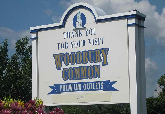 Welcome to Woodbury Common, NY