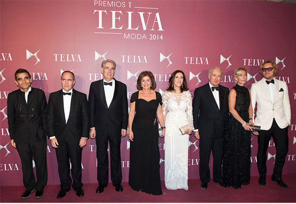 Adolfo Domínguez (izda) fue uno de los galardonados en los premios Telva. Foto: Telva