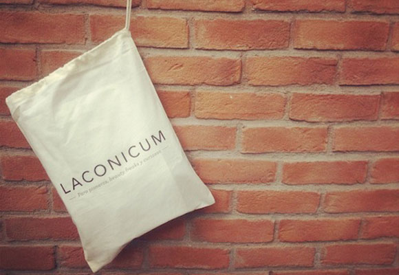Bolsa Laconicum por cada 60 euros de compra