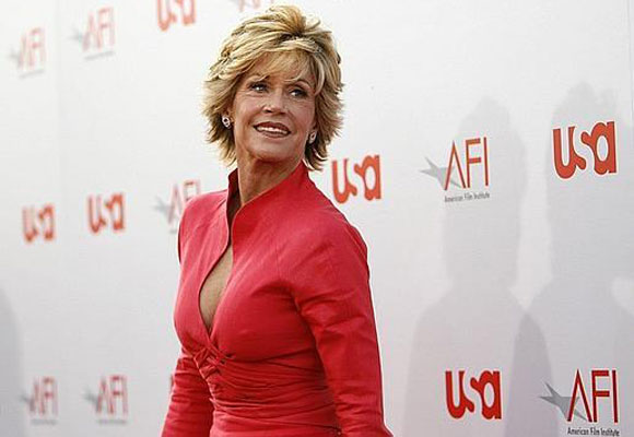 Jane Fonda es un ejemplo de mujer con un busto bonito