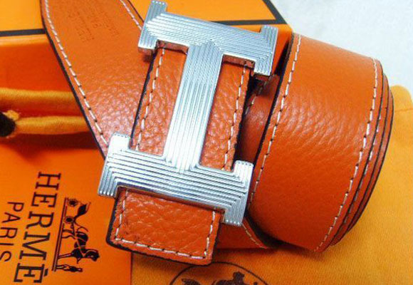 Hermès belt. Make clic to buy 