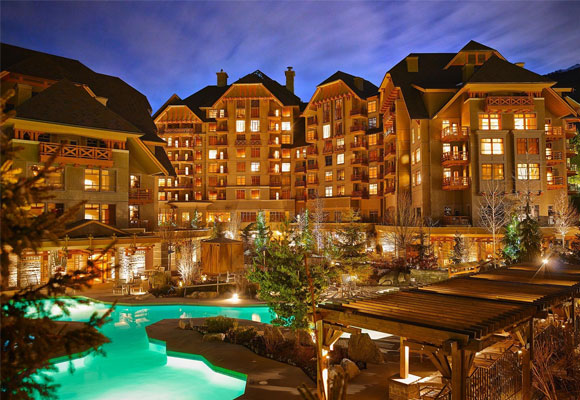 Hotel Four Seasons en Whistler, Canadá. Haz clic para reservar