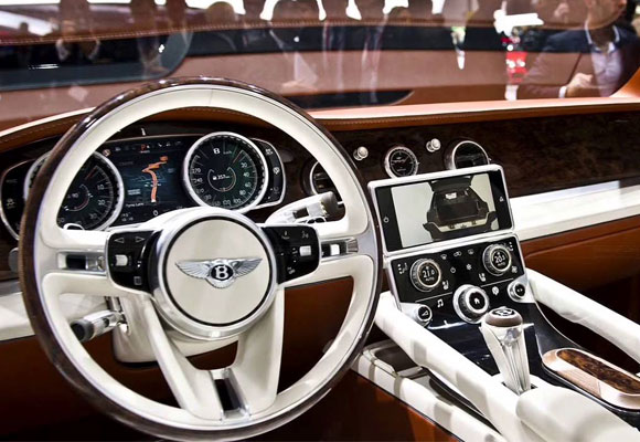 Interior del Bentley Bentayga