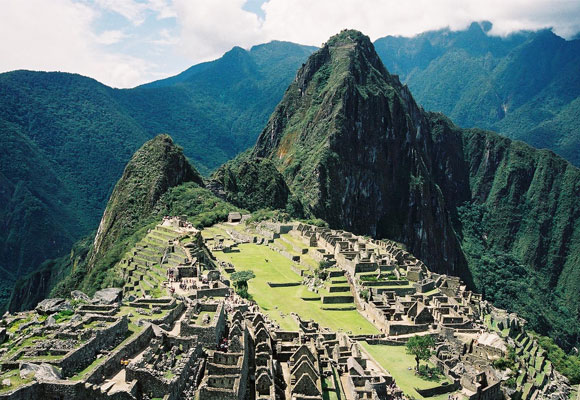 La naturaleza nos aporta la dosis de tranquilidad necesaria. Foto: Macchu Picchu, Perú. Haz clic para reservar