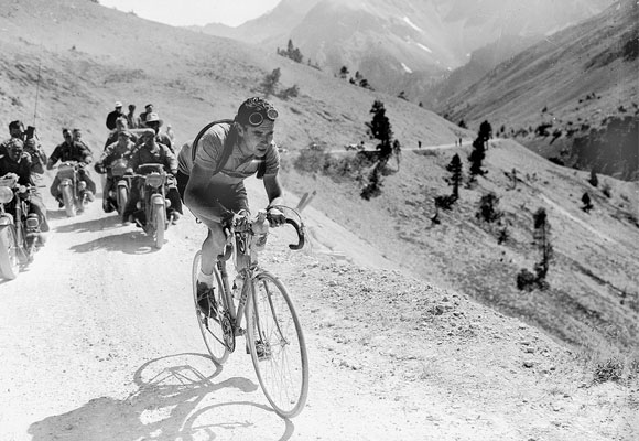 Le Coq fue quien vistió a los corredores en el Tour de Francia de 1951. Foto: 