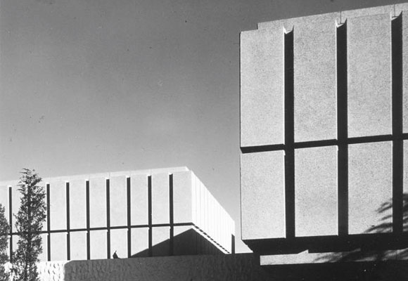 Detail of the Spanish pavilion designed by Carvajal for the World Fair, New York 1964. Image courtesy of Loewe
