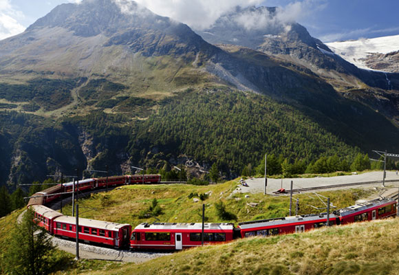 Bernina Express en los Alpes