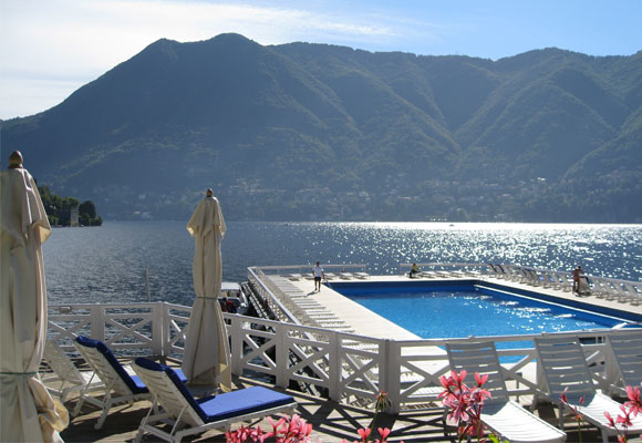 Hotel Villa D´Este frente al lago Como