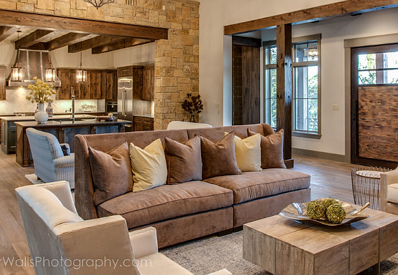 Texas Hill Country home 3