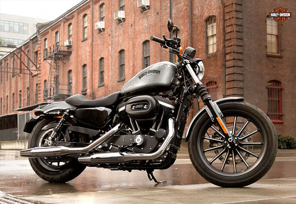 Iron 883, Harley Davidson