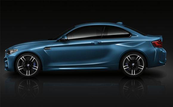 BMW M2, vista lateral