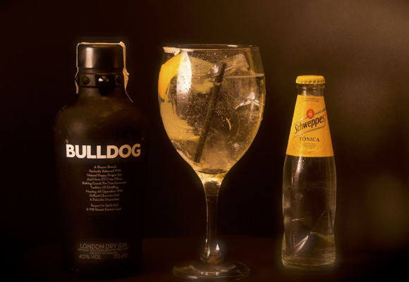Bulldog + tónica, el gin-tonic ideal de Vohra