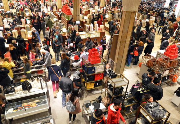 Los almacenes Macy's fueron los primeros en abrir antes de su horario en Black Friday
