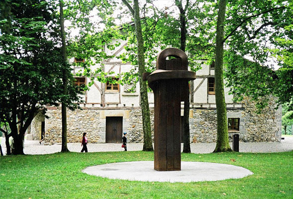 El museo Chillida Leku en el País Vasco