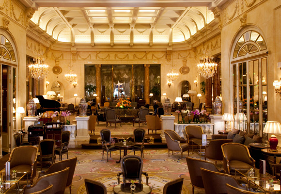 El imponente hotel Ritz de Madrid. Aquí puedes reservar una habitación