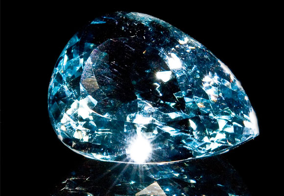 el 'Diamante de Braganza' es el topacio más famoso de la historia de la joyería