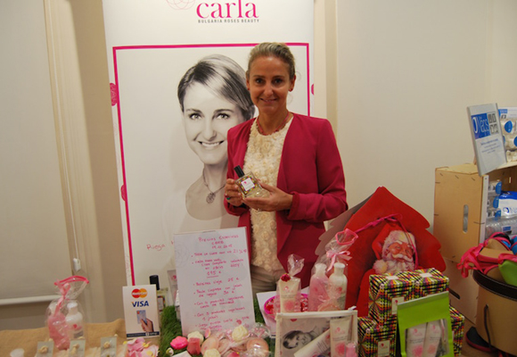 Carla en su espacio Carla Bulgaria Roses Beauty en Emprende and Tweet 2015
