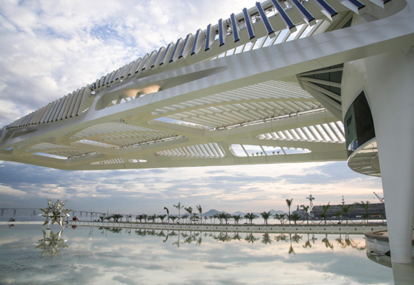 El Museo del Mañana ha sido ideado y creado por Calatrava en Brasil