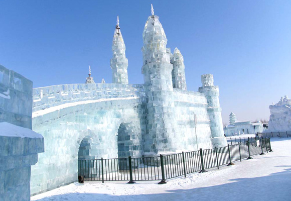 El espectacular desfile de hielo en la ciudad de Harbin