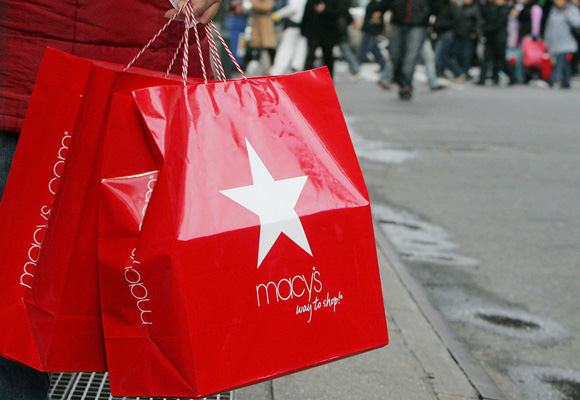 Macy's cerrará varias tiendas por la caída en las ventas en sus negocios físicos