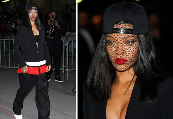 Rihanna es una de las artistas a las que más le gusta llamar la atención con su ropa