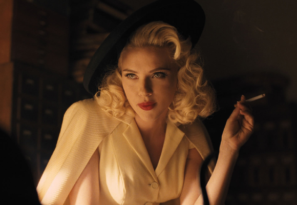 Scarlett Johansson convertida en diva de los años 50 en la cinta