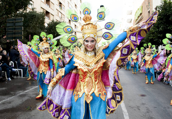 Murgas y coros pasean el domingo por las calles de Badajoz