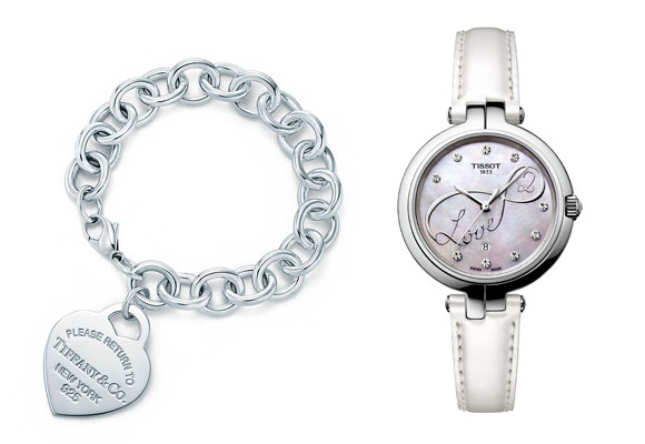 Si no quieres regalar un anillo, puedes optar por esta pulsera de Tiffany o el reloj 'Love' de Tissot