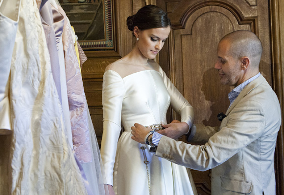 Los diseñadores aconsejarán a los asistentes en moda novia