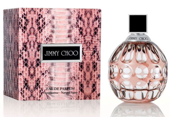 Perfume para ella de Jimmy Choo. Puedes comprarlo aquí