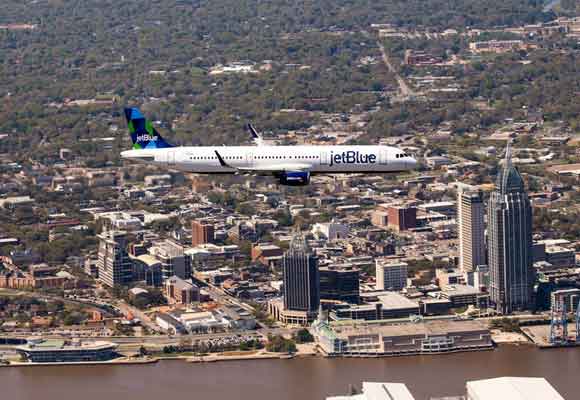 El nuevo JetBlue sobrevolando Alabama