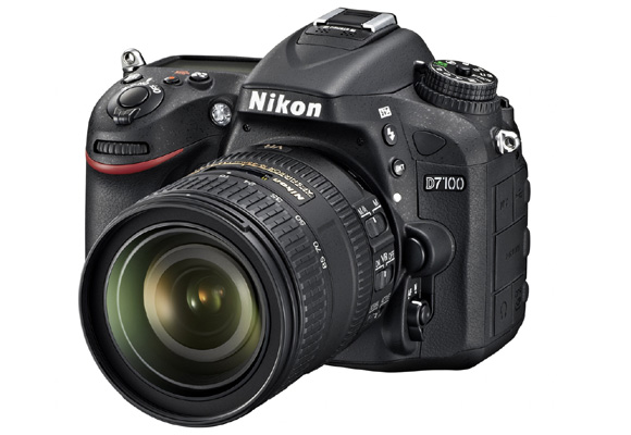 Nikon ha notado la llegada de los móviles con cámara al mercado