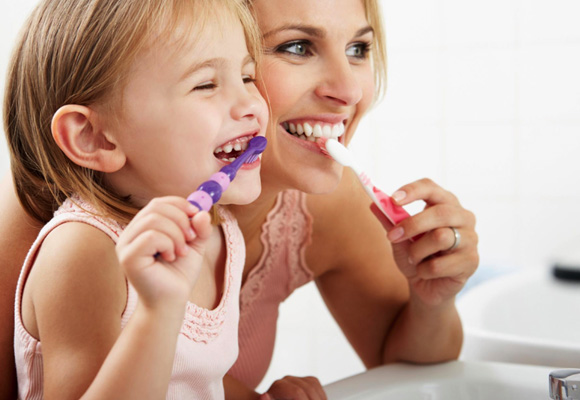 Enseña a los peques a tener una buena higiene dental desde niños