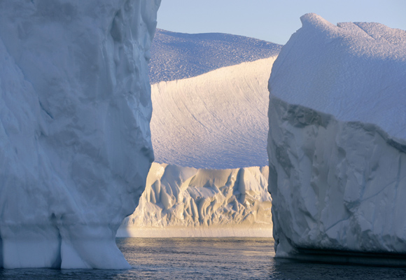 Icebergs cercanos al glaciar de Jakobshavn. Foto: Andoni Canela