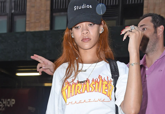 Rihanna, la primera en lucir la camiseta Trasher
