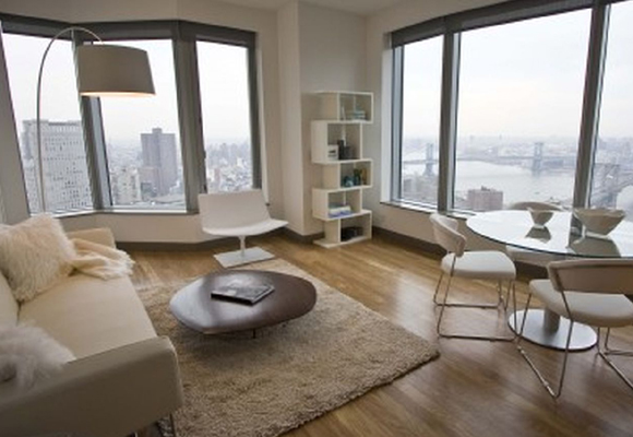 salon en el  rascacielos  diseñado por Frank Gehry 