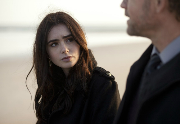 still-of-lily-collins-in-stuck-in-love-2012
