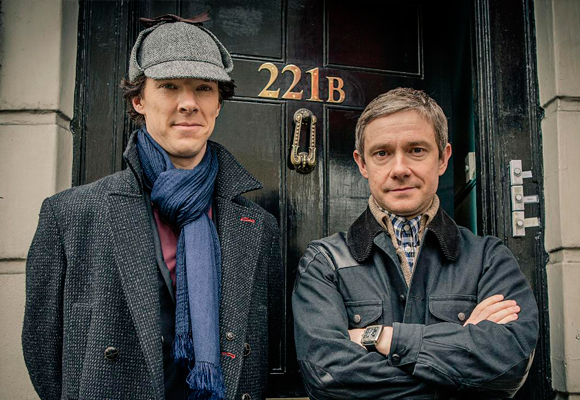 Carme está viendo la cuarta temporada de la serie Sherlock